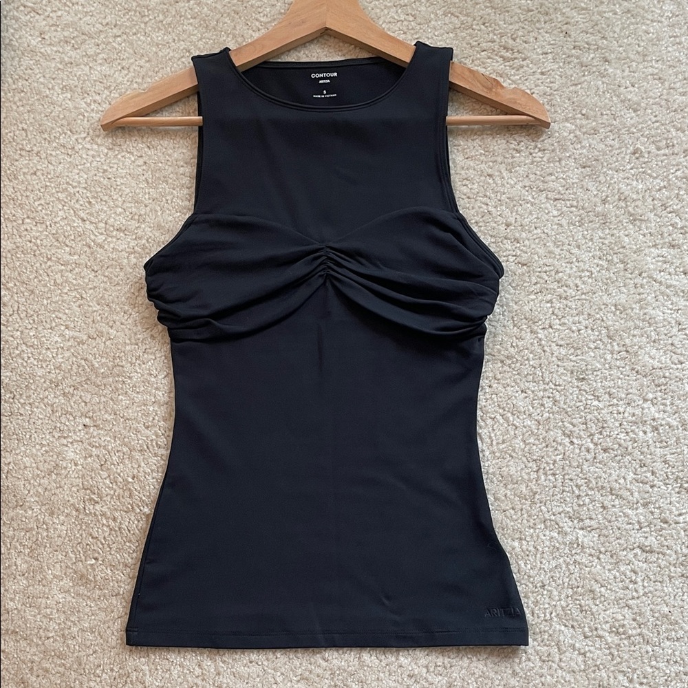 Aritzia Contour Shono Top